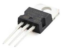 L7805 linear voltage regulator - 5 volt from 12 volt
