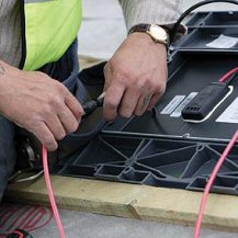 Wiring up solar roof tiles - solarcentury