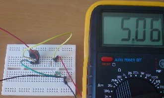 Voltage limiting circuit for iPod solar charger