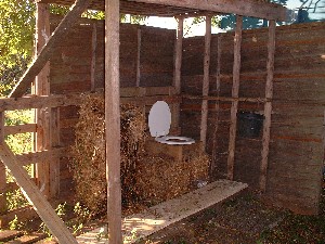 Outdoor compost toilet