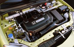 A view of the engine of a Honda Insight Hybrid