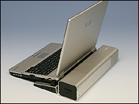 Methanol fuel cell powered laptop