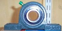 Pillow block self lubricating bearing - 20mm bore