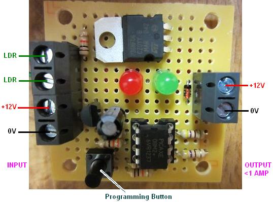 Miniature version of REUK dusk dawn relay controller