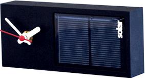 Horizontally positioning the solar clock